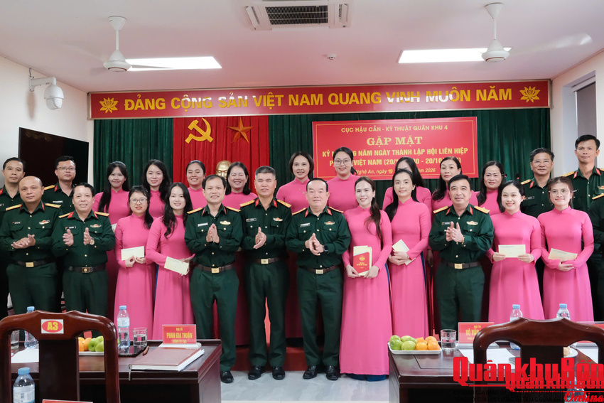 Cục Hậu cần – Kỹ thuật Quân khu 4: Gặp mặt cán bộ, hội viên phụ nữ nhân dịp 20/10