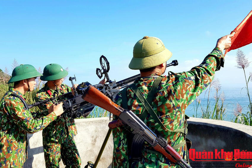 Lực lượng vũ trang Hà Tĩnh thi đua, quyết tâm giành “4 nhất”