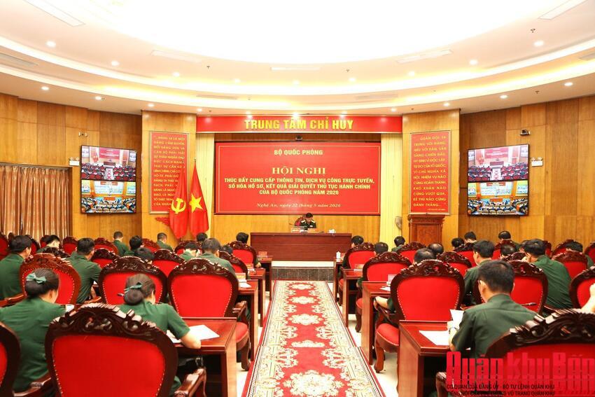 Bộ Quốc phòng thúc đẩy cung cấp dịch vụ công trực tuyến và số hóa thủ tục hành chính