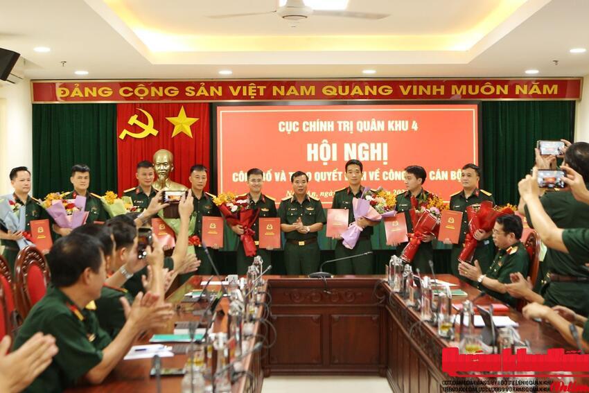 Cục Chính trị Quân khu 4 trao quyết định thăng quân hàm, nâng lương năm 2026
