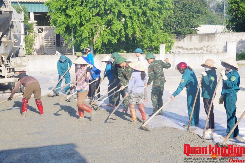 Quỳnh Lưu: Thắm tình quân dân ở xứ đạo Vạn Thủy