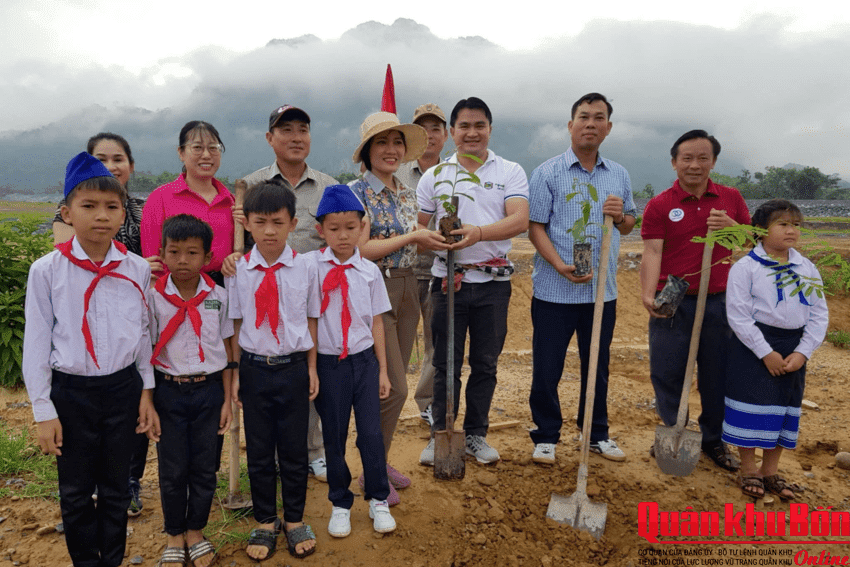 Bài 3: Nâng cao hiệu quả công tác đối ngoại quốc phòng