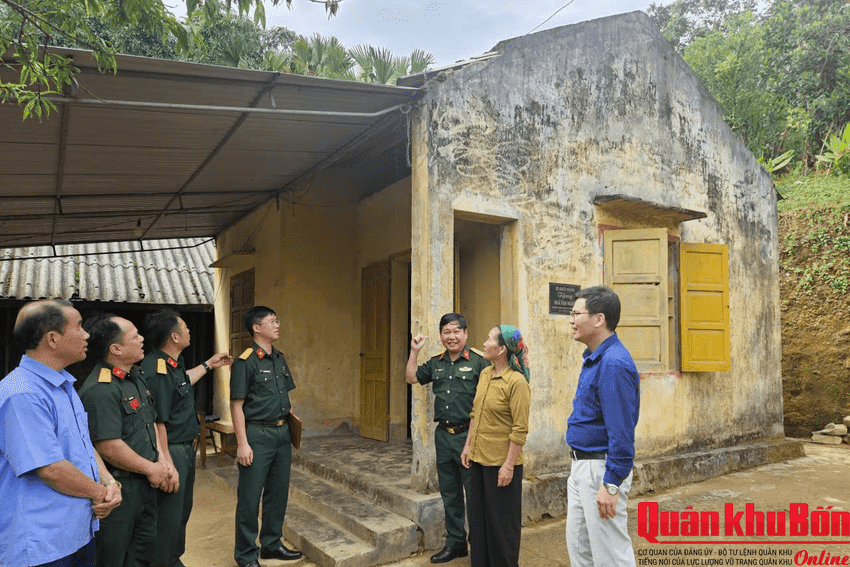 Đoàn Kinh tế - Quốc phòng 4 xây nhà tình nghĩa cho thân nhân liệt sĩ