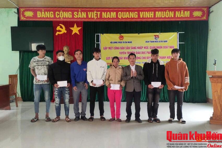 Rộn ràng mùa tòng quân ở Đakrông
