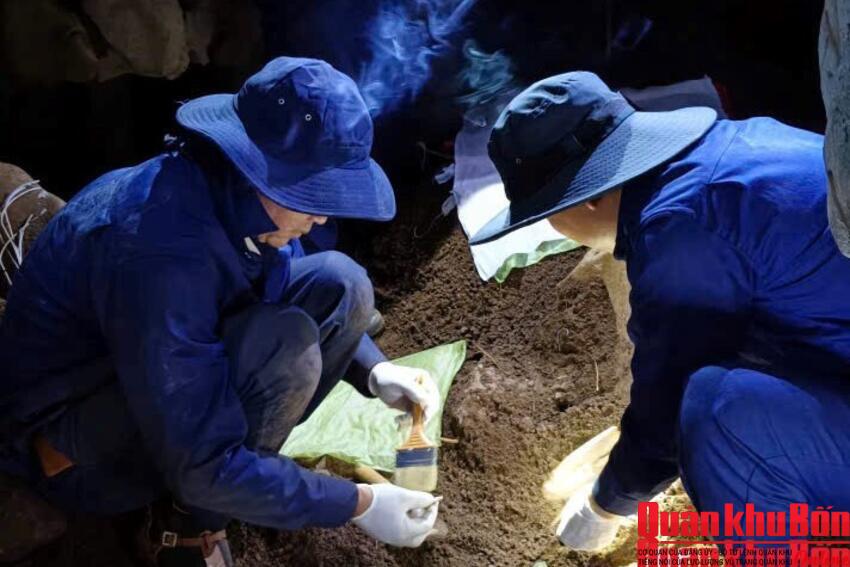 Quy tập 01 Hài cốt liệt sĩ tại núi Viêng Bản, Lào