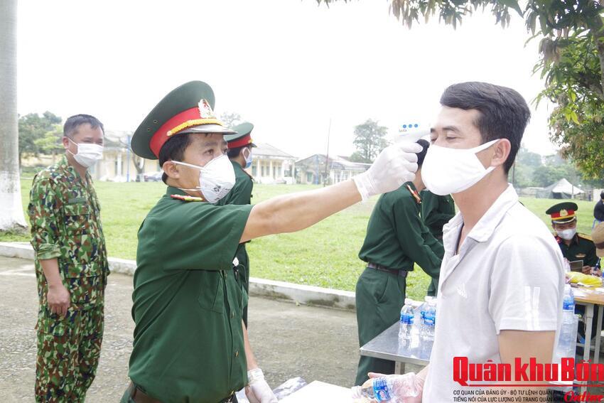 Bao giờ bố về với con?