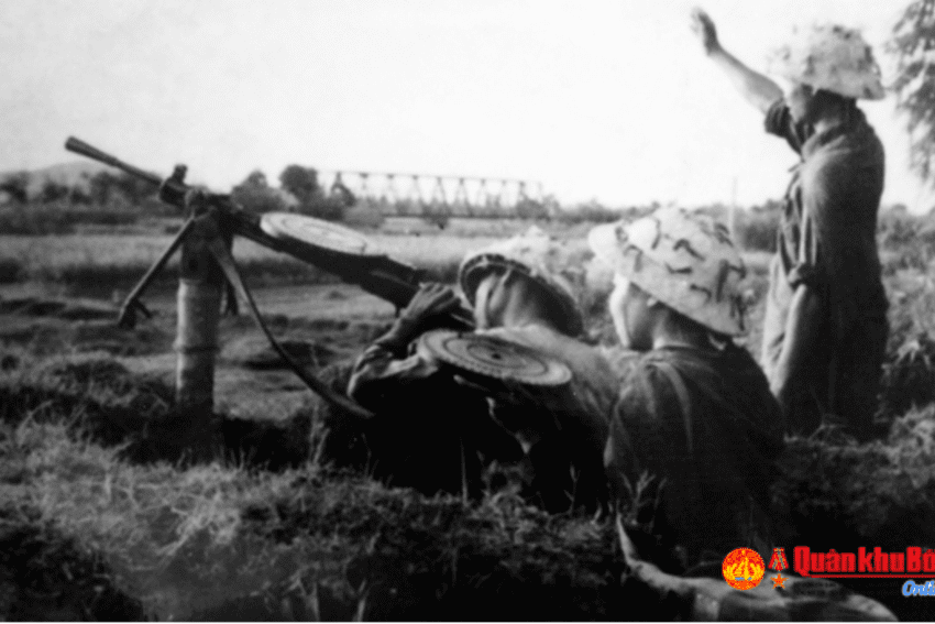 Dân quân tự vệ Quân khu 4 - 80 năm kiên cường, sáng tạo, xây dựng, bảo vệ quê hương