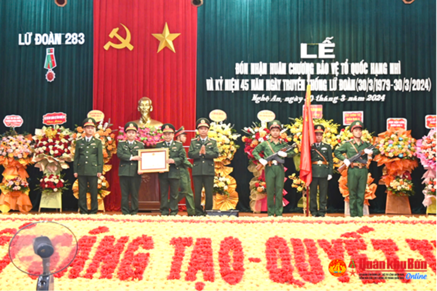 Đoàn kết, sáng tạo, tự lực, tự cường, dũng cảm, quyết thắng, bảo vệ vững chắc bầu trời