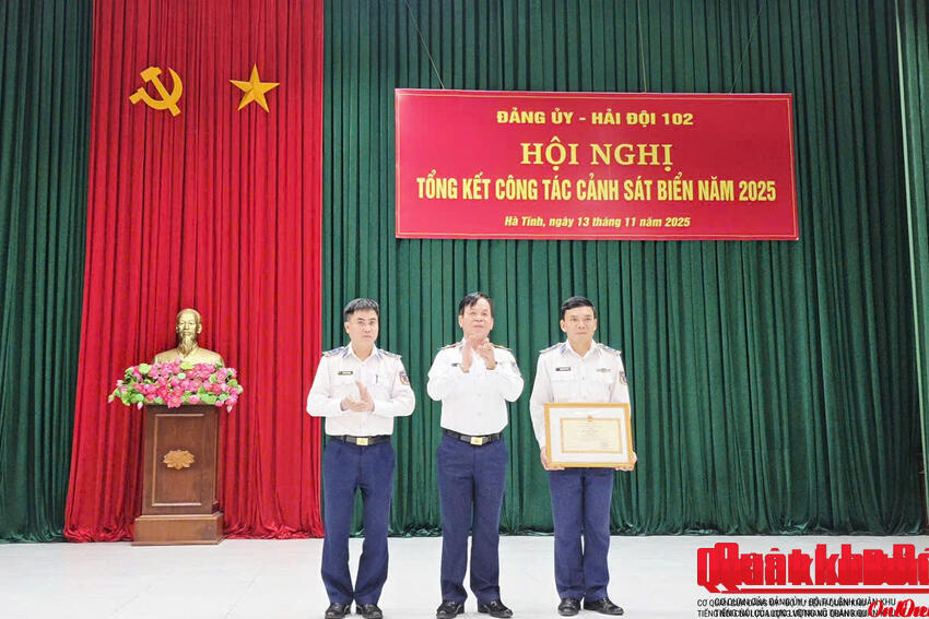 Hải đội 102 tổng kết công tác Cảnh sát biển năm 2025