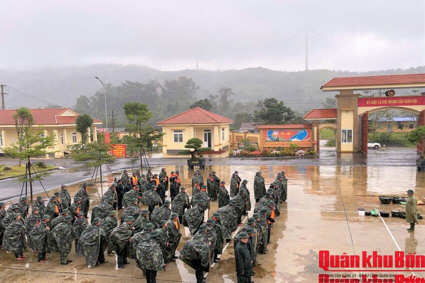 Đoàn Kinh tế - Quốc phòng 337, Quân khu 4: Sẵn sàng cơ động lực lượng khắc phục hậu quả mưa lũ trên địa bàn
