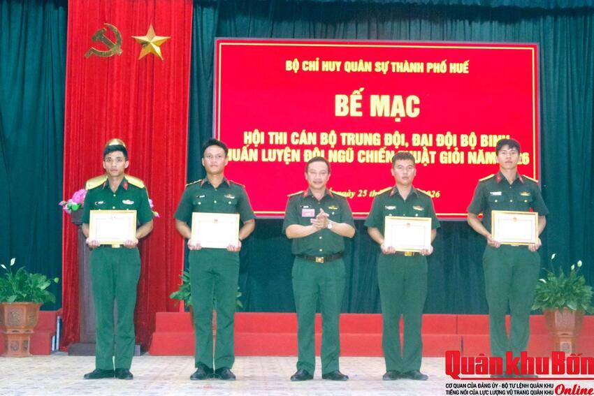 Bộ CHQS thành phố Huế: Hội thi cán bộ cấp trung đội, đại đội bộ binh huấn luyện đội ngũ chiến thuật giỏi năm 2026