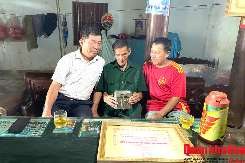 Khúc tráng ca của người anh hùng chuyển thương
