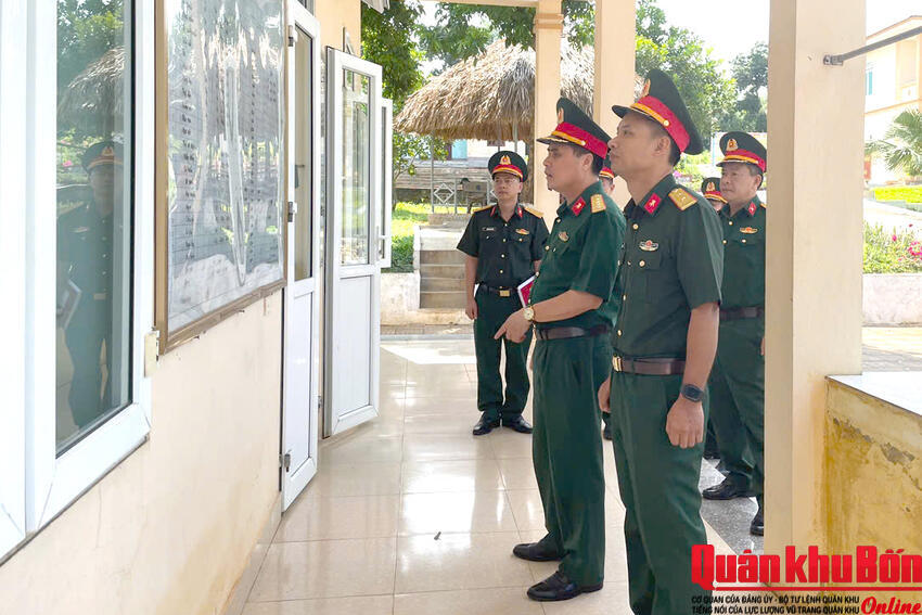 Quân khu 4: Kiểm tra công tác hậu cần, kỹ thuật, công tác an toàn, vệ sinh lao động tại Kho K1