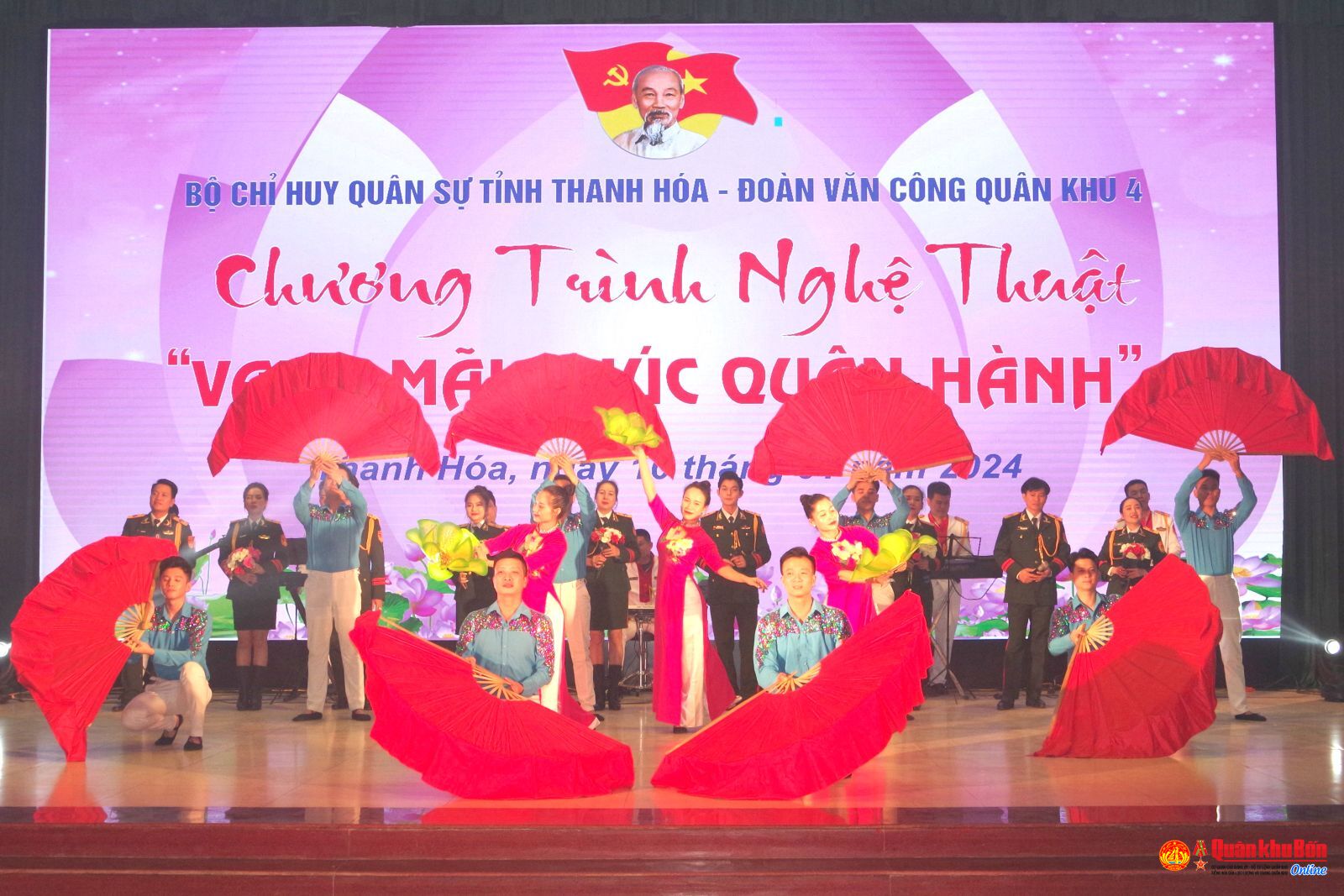 "Vang mãi khúc quân hành"