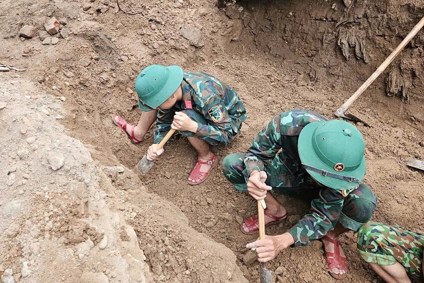 Quy tập 02 hài cốt liệt sĩ tại Quảng Trị