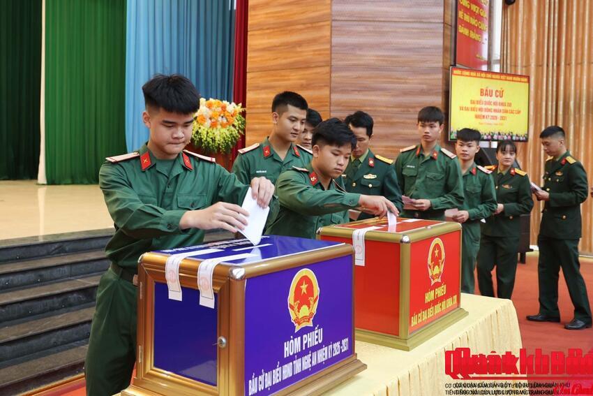 Khi nào công bố kết quả bầu cử, danh sách người trúng cử?