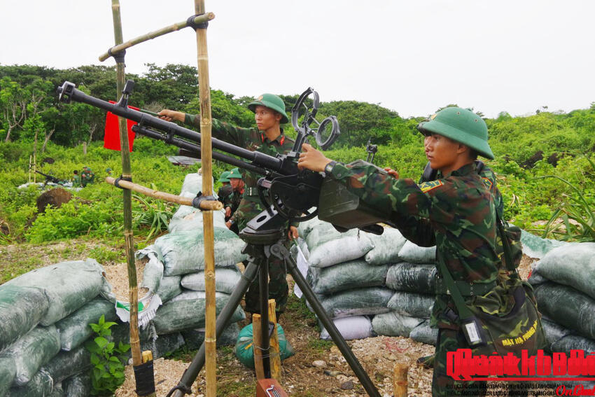 Quân khu 4: Tăng cường trực sẵn sàng chiến đấu trong dịp Tết Nguyên đán Bính Ngọ 2026