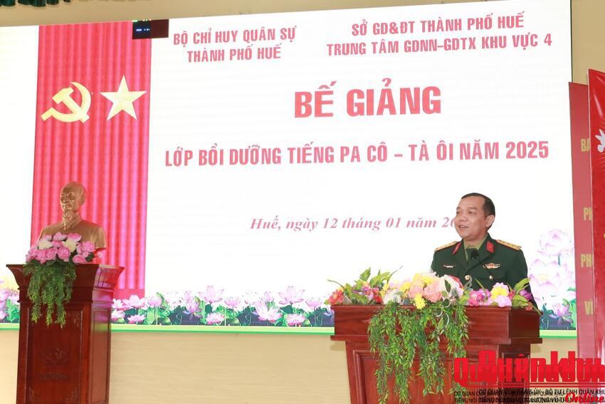 Bộ Chỉ huy Quân sự thành phố Huế bế giảng lớp bồi dưỡng tiếng Pa Cô - Tà Ôi