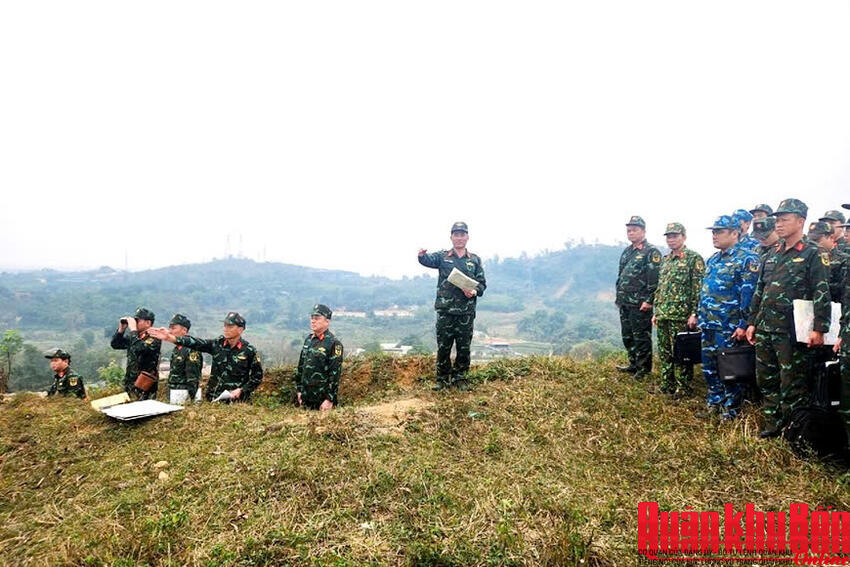 Đổi mới tập bài thực địa, nâng cao năng lực cho học viên đào tạo chính ủy trung, lữ đoàn
