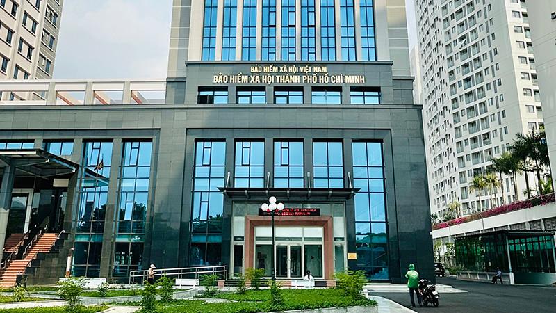Trụ sở Cơ quan Bảo hiểm xã hội Thành phố Hồ Chí Minh (phường Tân Mỹ, Thành phố Hồ Chí Minh).