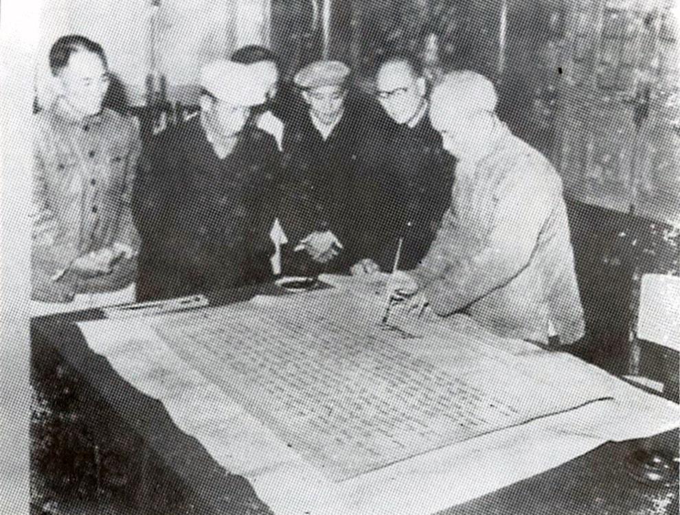 bác Hồ ký lời đề tựa