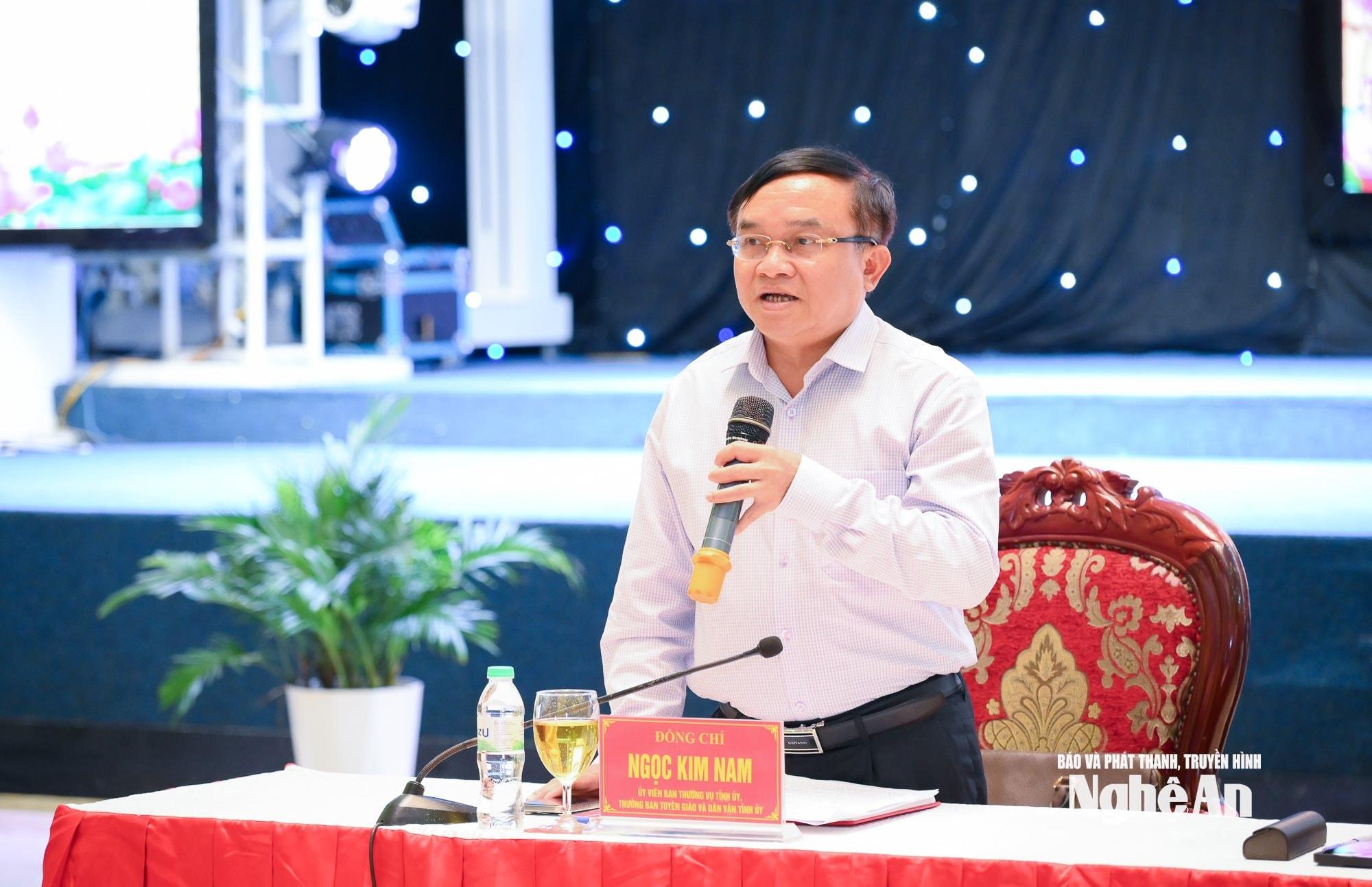 Họp báo trước đại hội-10