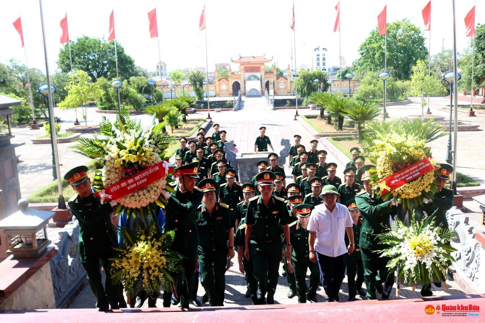 Tổ Chức Chương Trinh Tuổi Trẻ Lực Lượng Vũ Trang Quan Khu 4 Với Biển đảo Que Hương