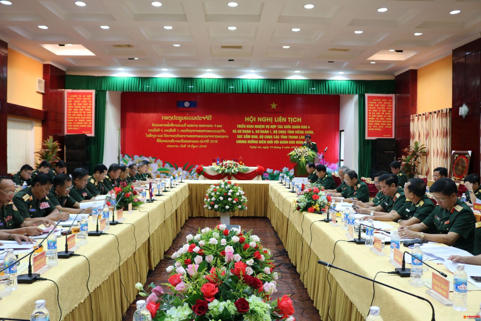 Quân khu 4 và các đơn vị Quân đội Lào ký kết hợp tác năm 2019.
