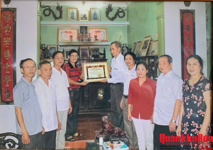 Người mẹ anh hùng "hai lần tiễn con đi"