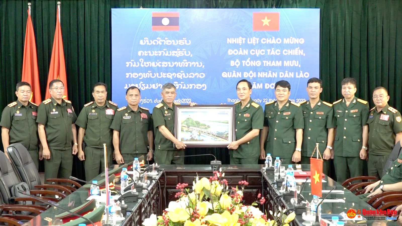 Cục Tác chiến, Bộ Tổng Tham mưu, Quân đội Nhân dân Lào thăm, làm ...