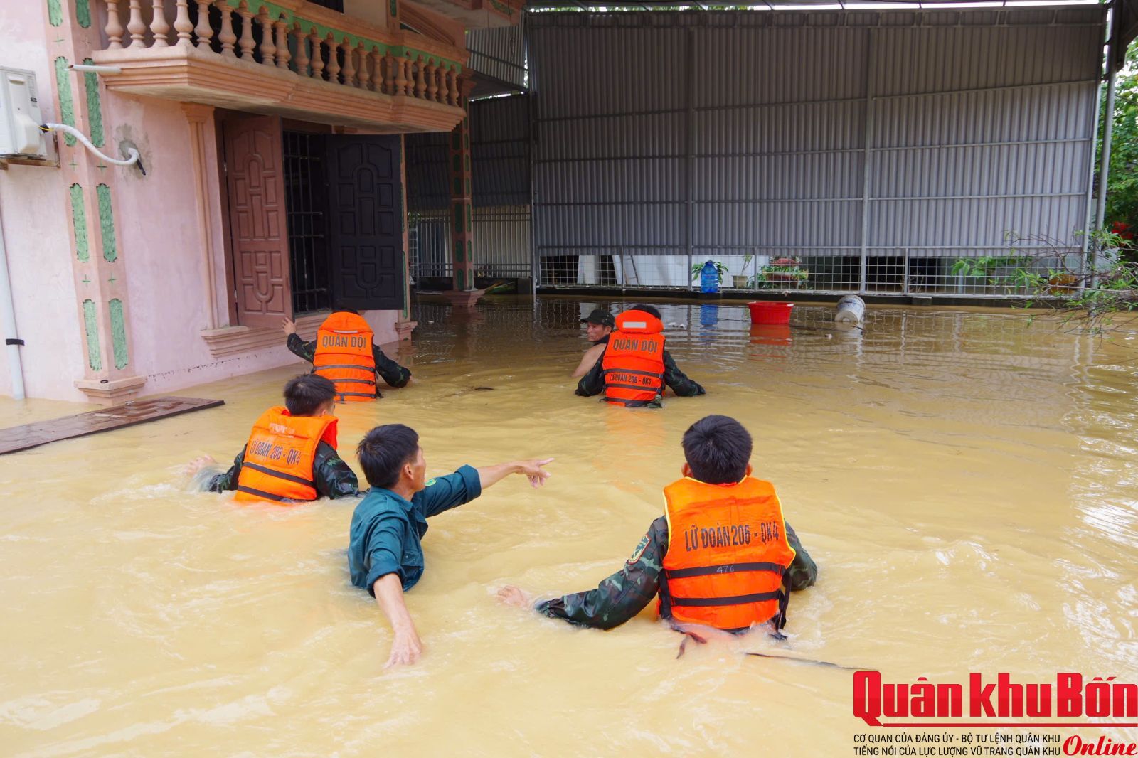 Các đơn vị Quân đội chủ động ứng phó với thời tiết cực đoan