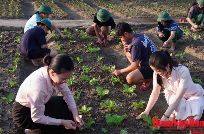 Trường Thiếu sinh quân miền Trung: Gieo mầm yêu thương từ những ngày đầu