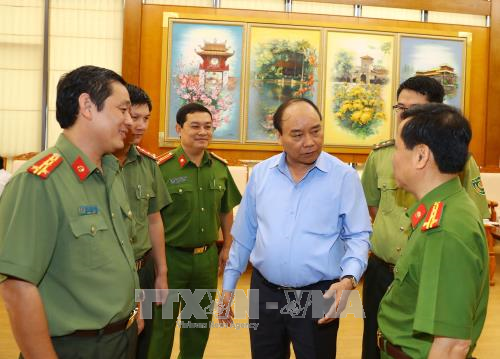 Thủ tướng Nguyễn Xuân Phúc và các đại biểu tham dự Hội nghị. Ảnh: Thống Nhất/TTXVN