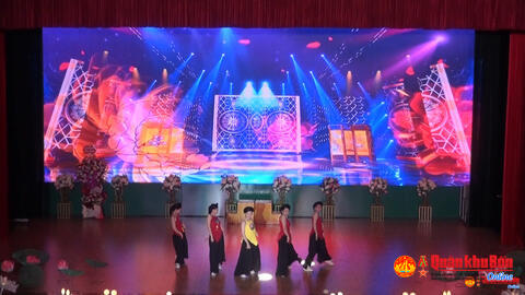 Phần thi năng khiếu xuất sắc nhất: NHẢY ĐƯƠNG ĐẠI "THỊ MẦU" CỦA ĐỘI TUYỂN PHỤ NỮ LỮ ĐOÀN THÔNG TIN 80