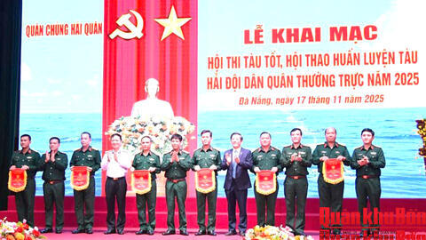 Khai mạc Hội thi tàu tốt - Hội thao huấn luyện tàu Hải đội Dân quân thường trực năm 2025