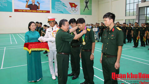 “Lửa” nghề của người thầy nơi giảng đường Học viện Chính trị