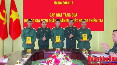 Trung đoàn 19, Sư đoàn 968 trao hỗ trợ gia đình quân nhân thiệt hại do mưa lũ