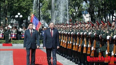 Lễ đón trọng thể Tổng Bí thư Tô Lâm và phu nhân tại Thủ đô Viêng Chăn (Lào)