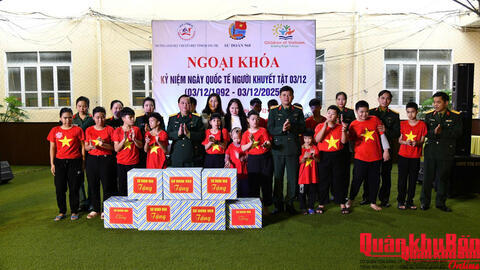 Sư đoàn 968: Nhiều hoạt động ý nghĩa nhân Ngày Quốc tế Người khuyết tật