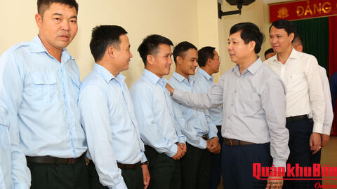 Ban Chỉ đạo 515 Quân khu 4 kiểm tra công tác tìm kiếm, quy tập hài cốt liệt sĩ tại tỉnh Bolikhămxay (Lào)