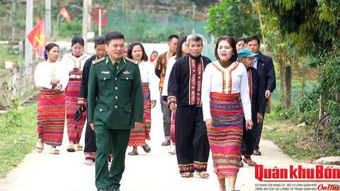 Phát huy vai trò trưởng bản, người có uy tín trong công tác bầu cử ở vùng biên Hà Tĩnh