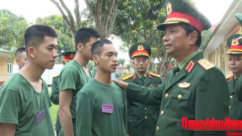 Phóng sự: GIÚP CHIẾN SỸ MỚI TỰ TIN LUYỆN RÈN.