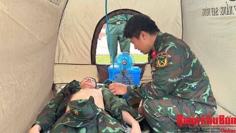 Trung đoàn 3, Sư đoàn 324 (Quân khu 4) tập huấn phòng, chống say nắng, say nóng