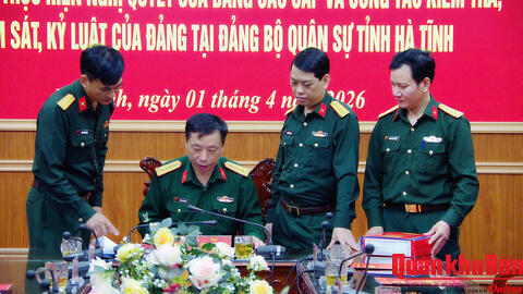 Ủy ban Kiểm tra Đảng ủy Quân khu 4 làm việc với Đảng ủy Quân sự tỉnh Hà Tĩnh