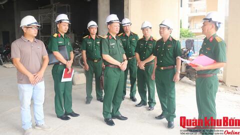 Thiếu tướng Hoàng Duy Chiến kiểm tra công trình xây dựng tại các đơn vị thuộc Cục Chính trị