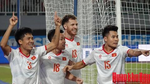 Thắng Indonesia 3-0, đội tuyển Việt Nam rộng cửa vào bán kết ASEAN Cup 2026