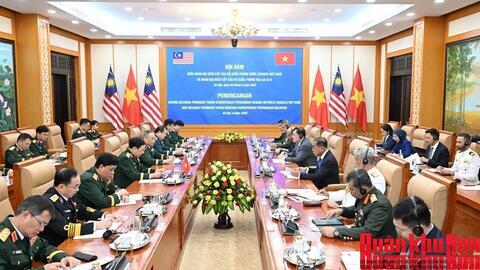 Đại tướng Phan Văn Giang hội đàm với Bộ trưởng Quốc phòng Malaysia