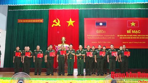 Bế mạc lớp tập huấn công tác quốc phòng, quân sự địa phương cho cán bộ Quân đội nhân dân Lào.