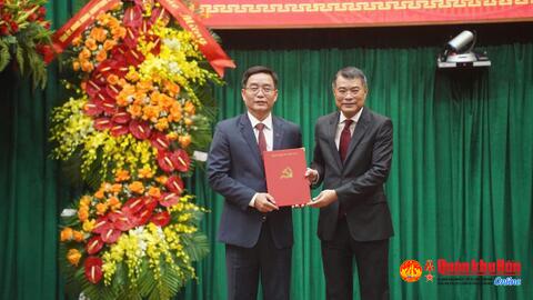 Đồng chí Nguyễn Đình Trung giữ chức Bí thư Thành ủy Huế, nhiệm kỳ 2025 -2030