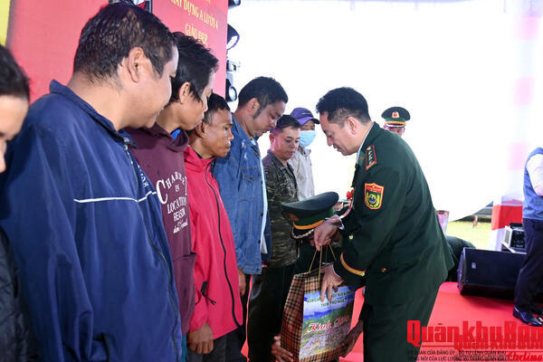 Kỷ niệm 60 năm Ngày giải phóng A So